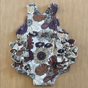 kate quinn Bamboo Sunflowers Side Ruffle Bubble